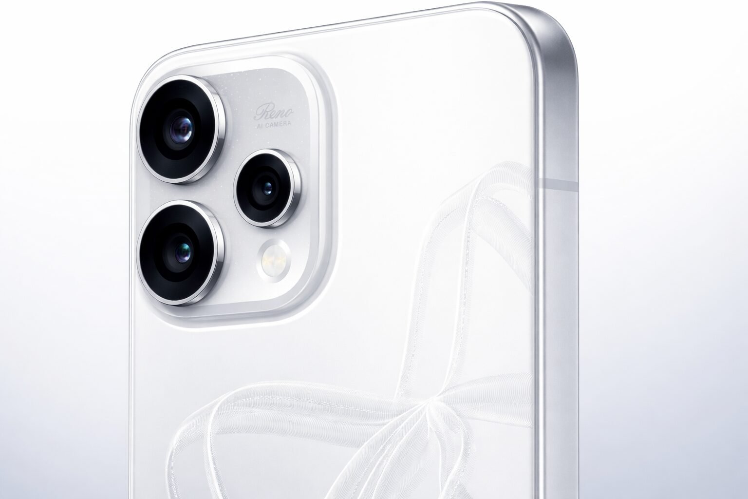 Oppo Reno 15 Mini camera module